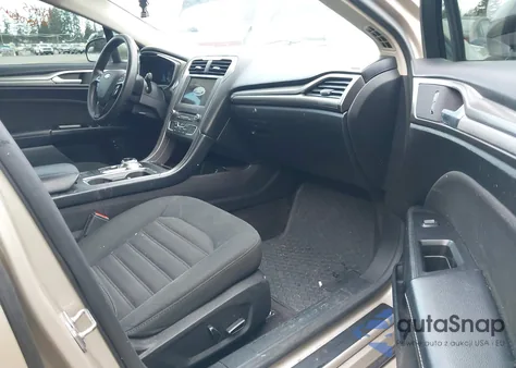 2017 Ford Fusion Hybrid Se z USA, uszkodzony, nr VIN 3FA6P0LU2HR130013